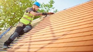 Best Roof Installation  in Quinnesec, MI